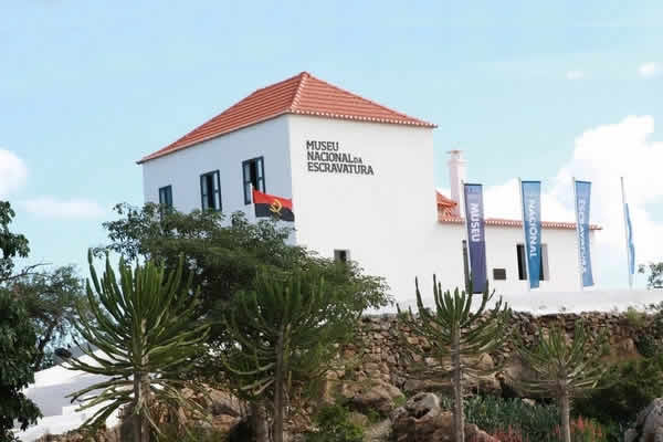 Investigador angolano propõe museu com dimensão para transmitir perda de 6 milhões de escravos